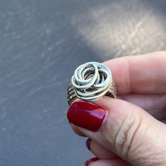 Silver coiled ring, wrapped 8 1/2 Sterling - Picture 2 of 6